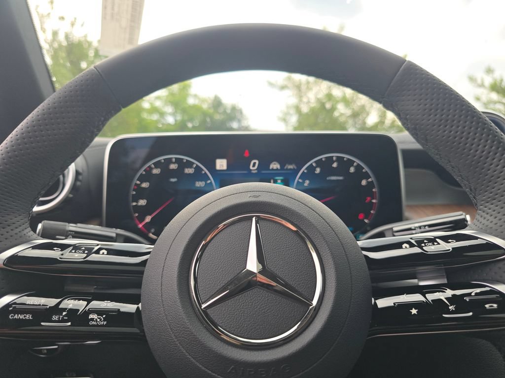 New 2027 Mercedes-Benz GLC 300 4MATIC image 29