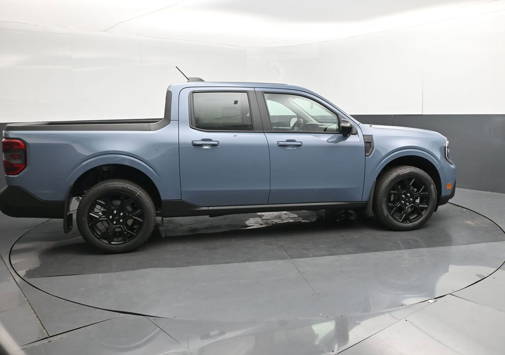 New 2025 Ford Maverick Lariat w/ Black Appearance Package image 7