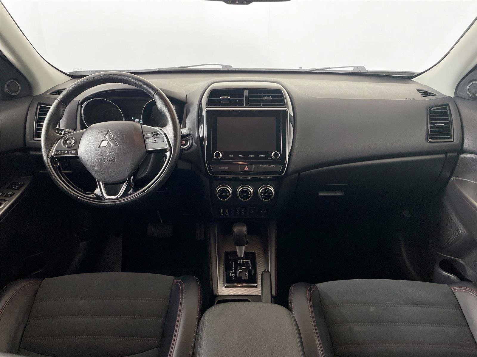 Used 2024 Mitsubishi Outlander Sport AWD image 28