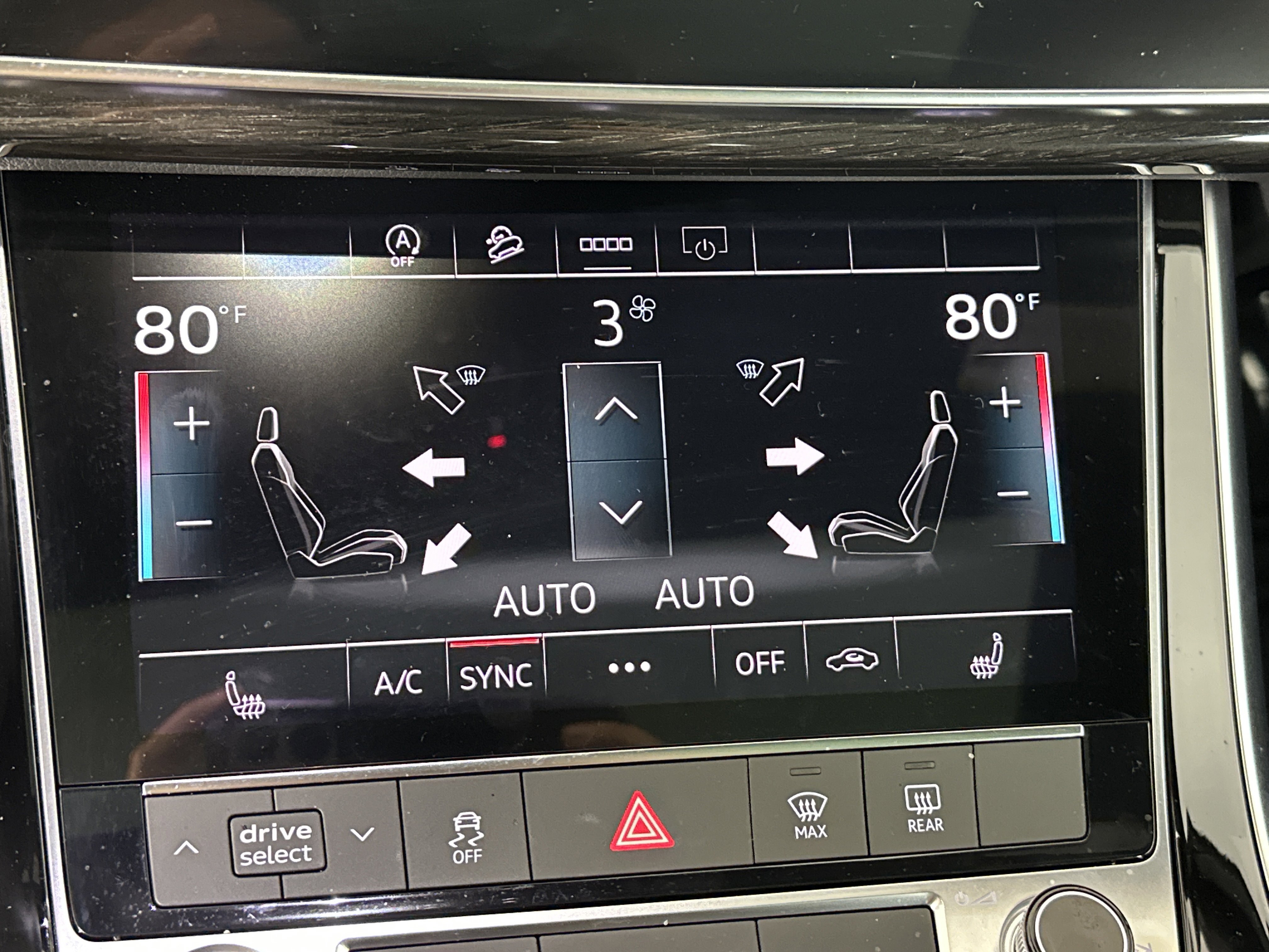 Certified 2025 Audi Q7 2.0T Premium Plus image 26