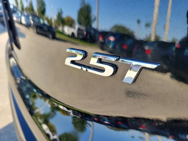 Used 2022 Hyundai Santa Fe Limited image 12