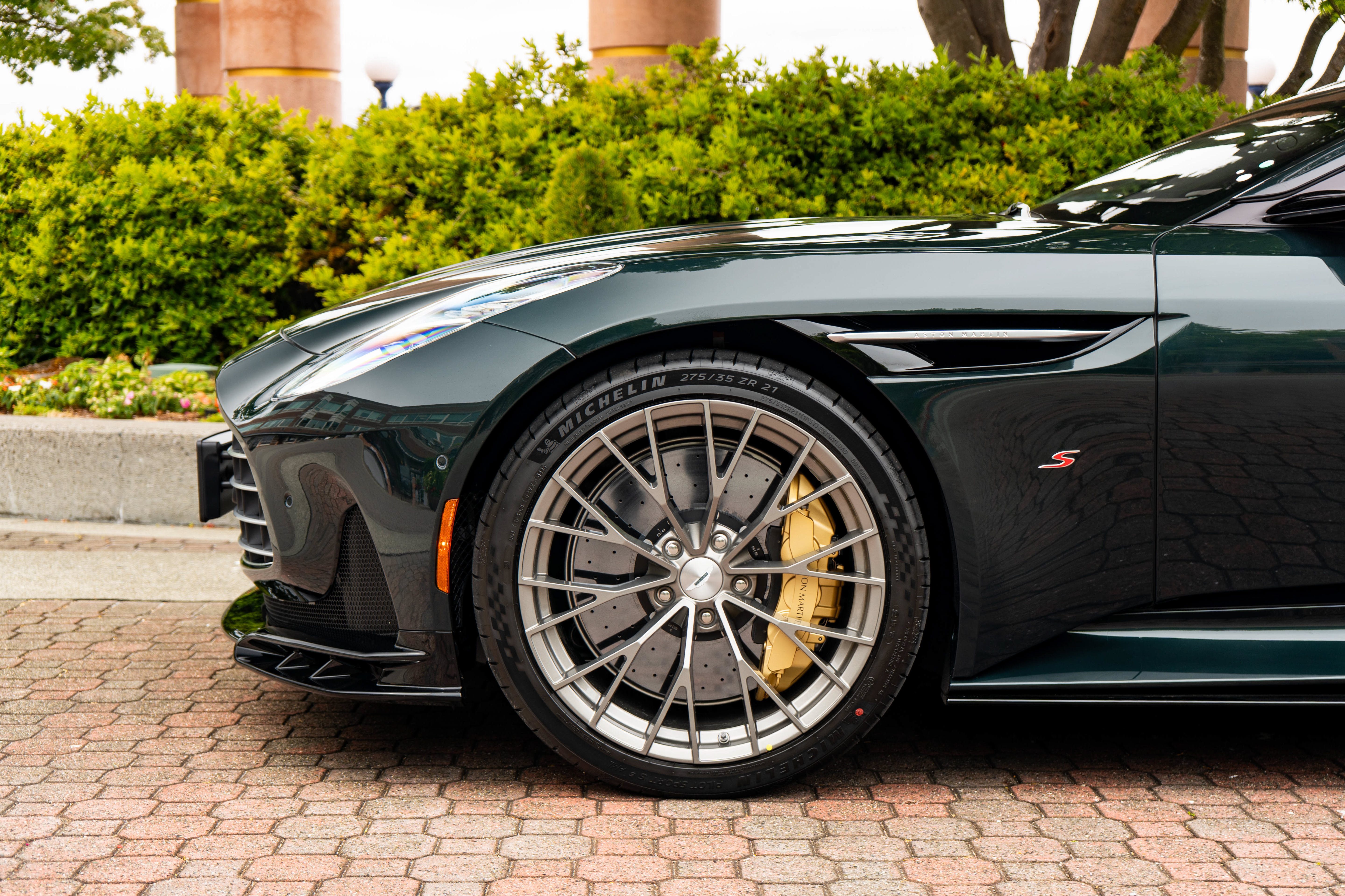 New 2026 Aston Martin DB12 Coupe RWD image 4