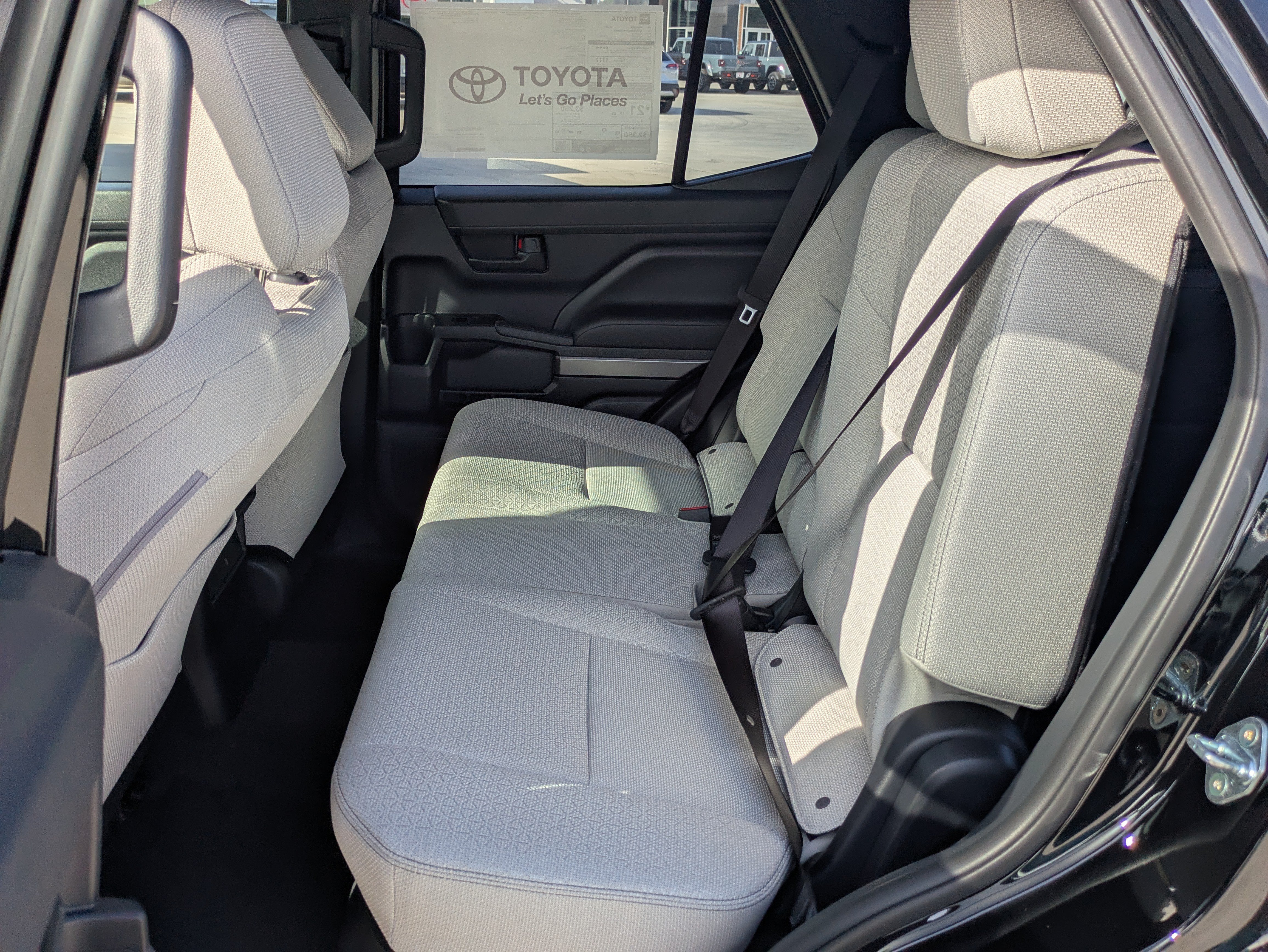 New 2026 Toyota 4Runner SR5 AWD/4WD image 12