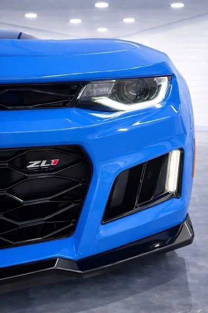 Used 2023 Chevrolet Camaro ZL1 image 11