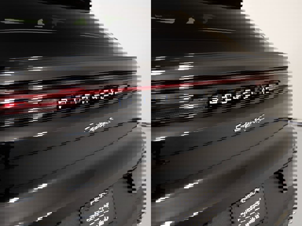 New 2026 Porsche Cayenne S image 37