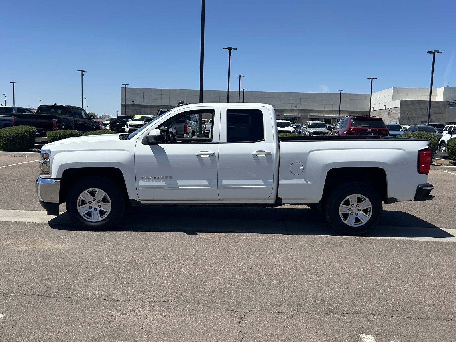 Certified 2019 Chevrolet Silverado 1500 LT RWD image 2