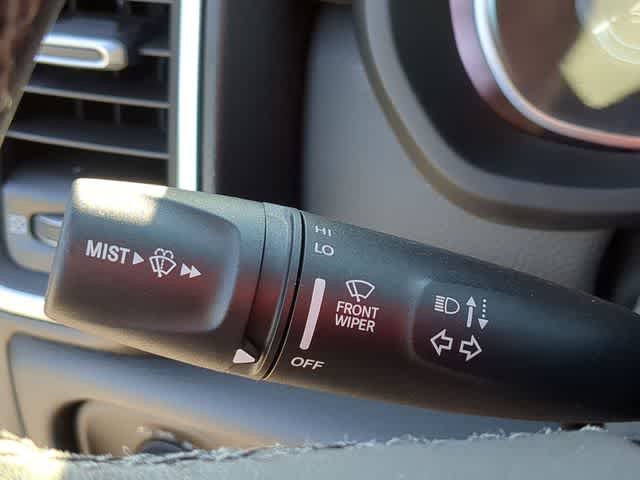 New 2026 RAM 3500 Laramie AWD/4WD image 27