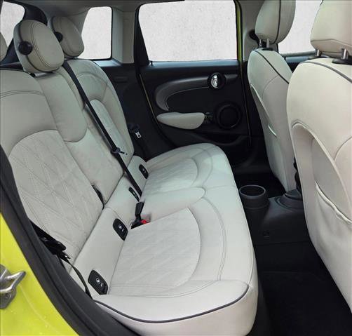 Used 2023 MINI Cooper S w/ Signature Upholstery Package image 19