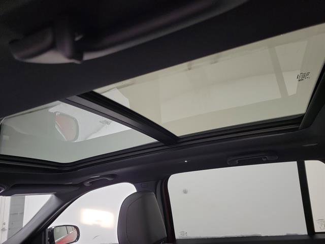 Used 2026 Jeep Cherokee Limited image 17