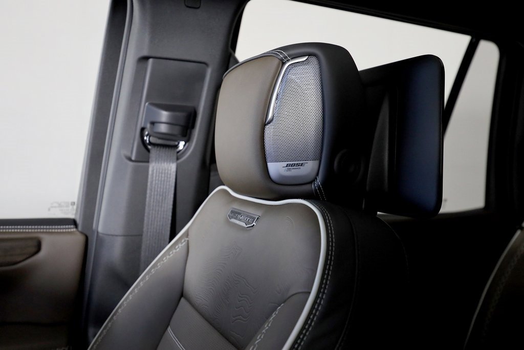 Used 2025 GMC Yukon Denali Ultimate image 44