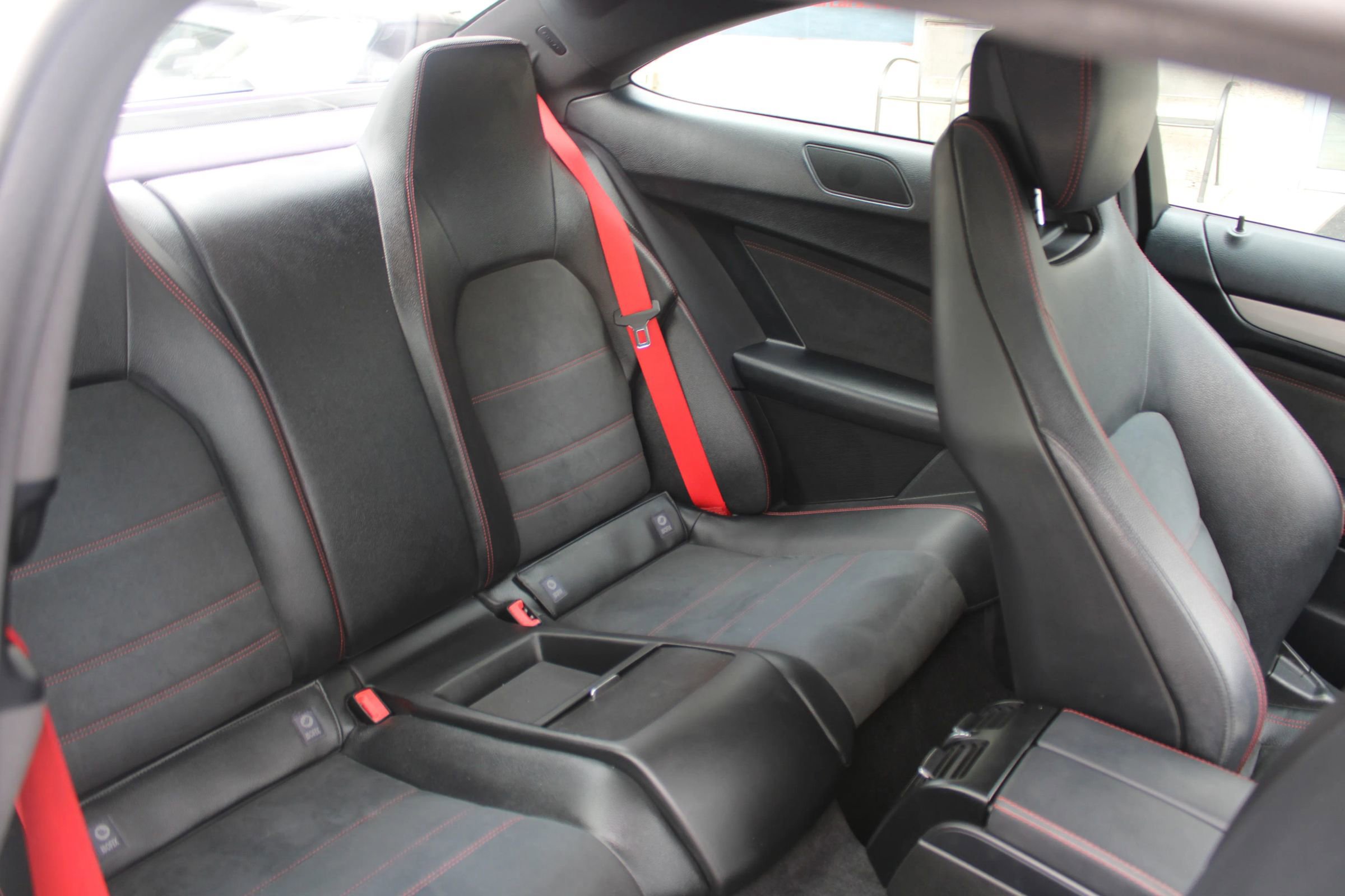 Used 2015 Mercedes-Benz C 250 Coupe w/ Sport Package image 19