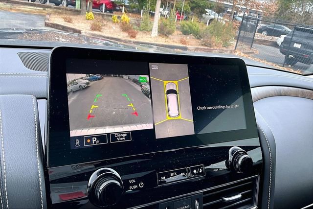 Used 2023 INFINITI QX80 Premium Select w/ Cargo Package image 11