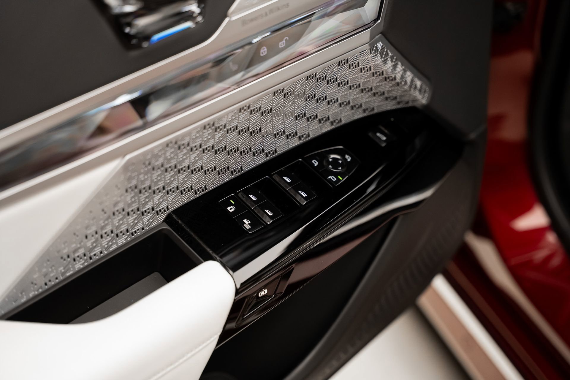 Used 2023 BMW i7 xDrive60 w/ Executive Package 2 image 56