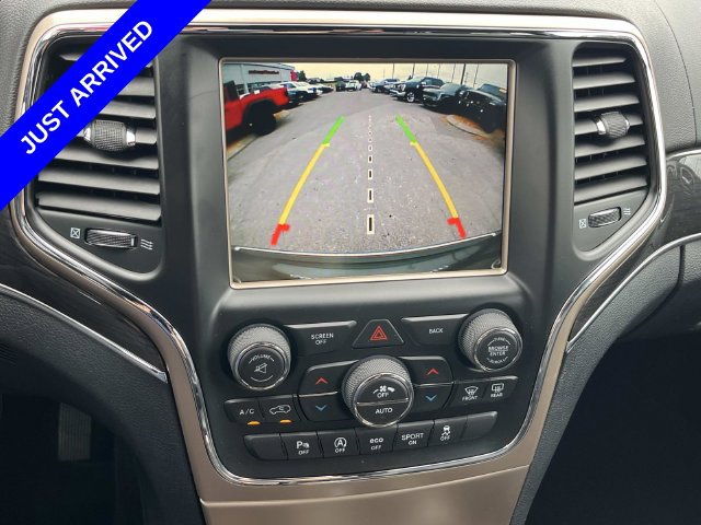 Used 2016 Jeep Grand Cherokee Overland AWD/4WD image 32