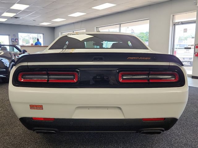 Used 2023 Dodge Challenger R/T Scat Pack RWD image 5