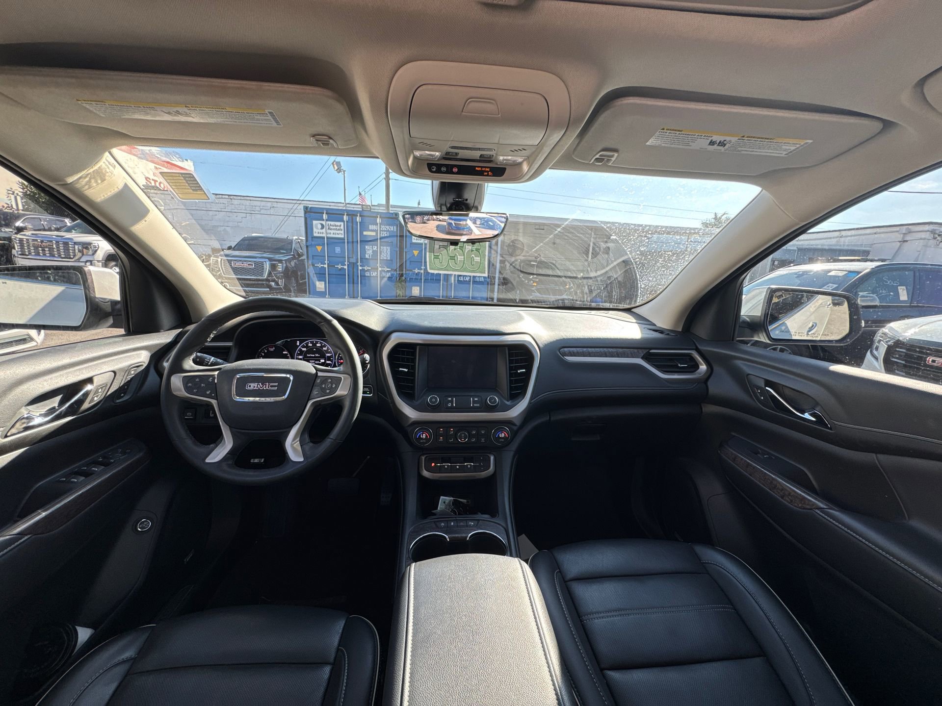 Used 2023 GMC Acadia Denali w/ Denali Technology Package image 26