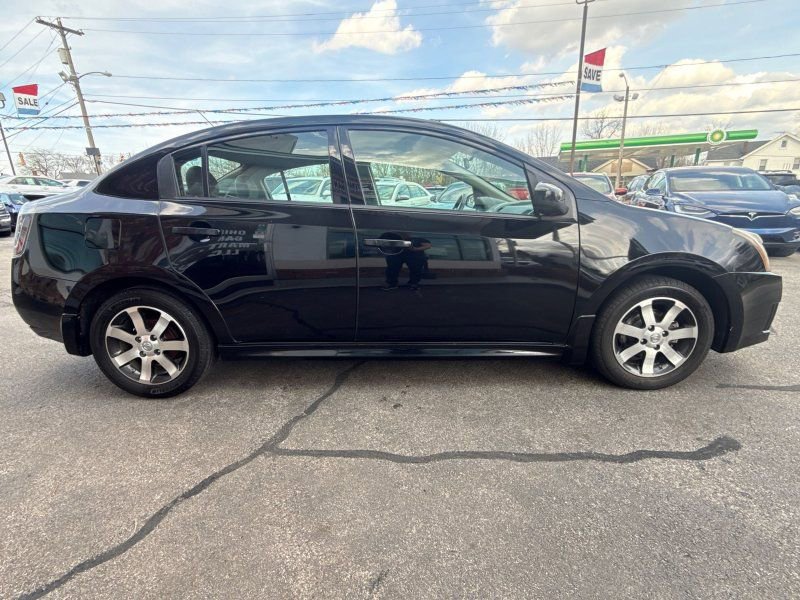 Used 2012 Nissan Sentra 2.0 SR w/ Special Edition Pkg image 4