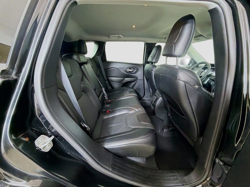 Used 2022 Jeep Cherokee Latitude Lux image 22