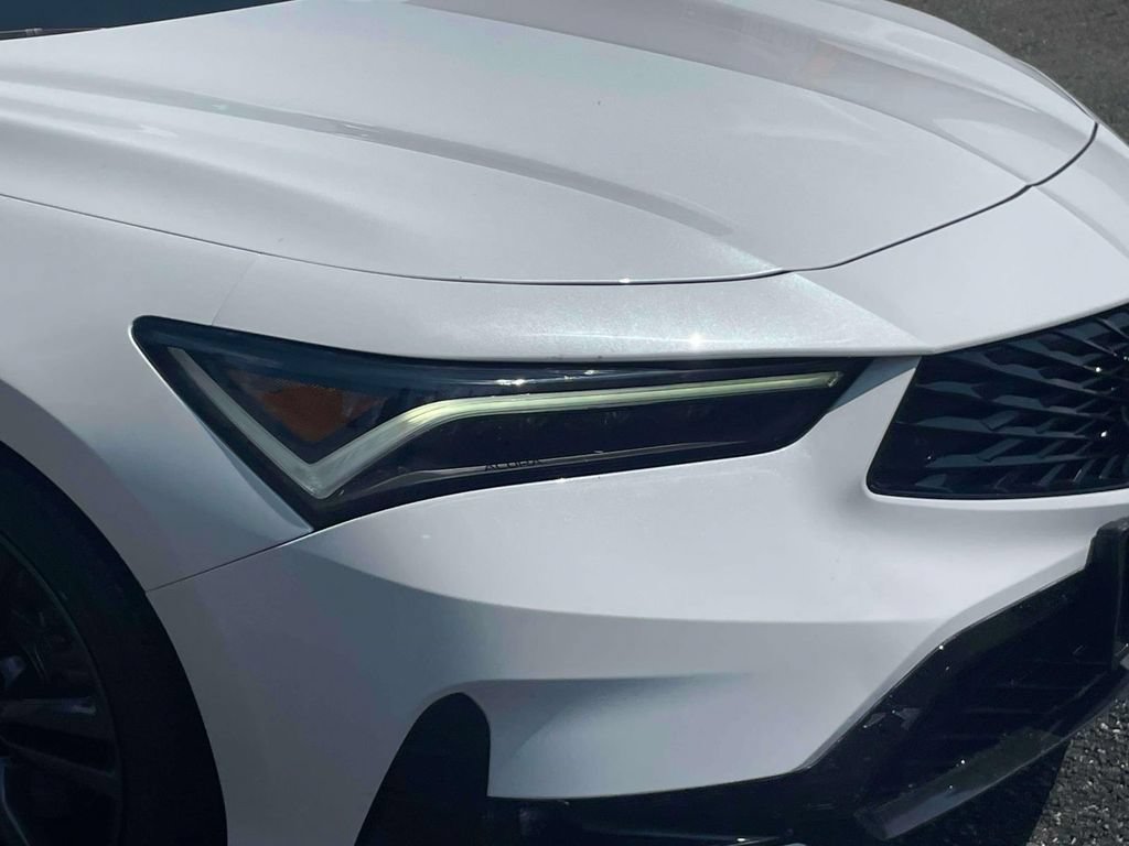 Used 2023 Acura Integra A-Spec FWD image 9