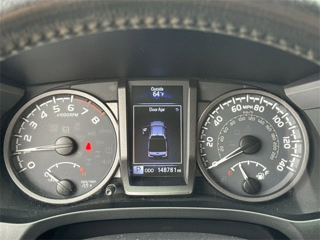 Used 2016 Toyota Tacoma TRD Off-Road image 14