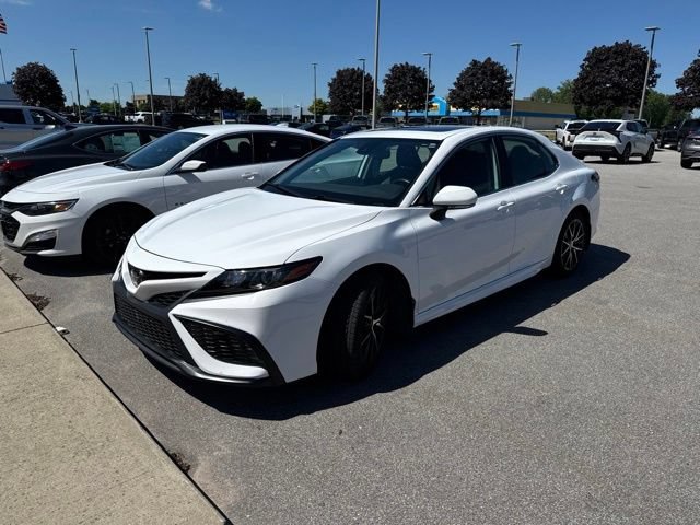Used 2021 Toyota Camry SE w/ Convenience Package