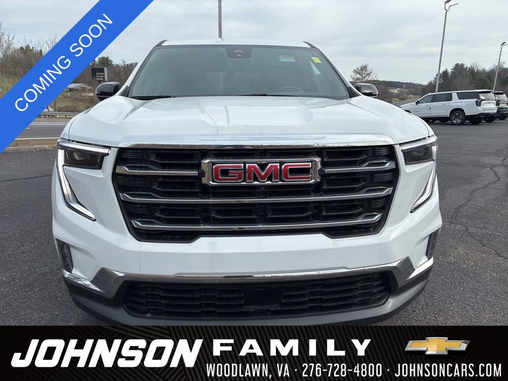 Used 2024 GMC Acadia Elevation image 2