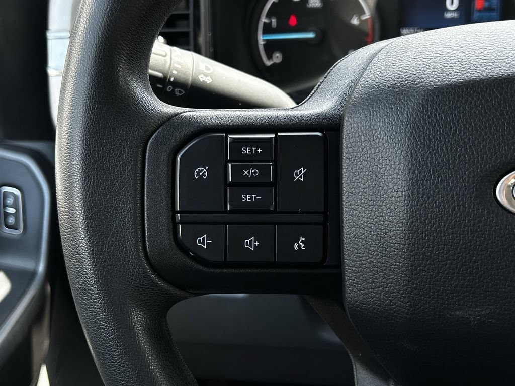 Used 2025 Ford F250 XLT w/ FX4 Off-Road Package AWD/4WD image 14