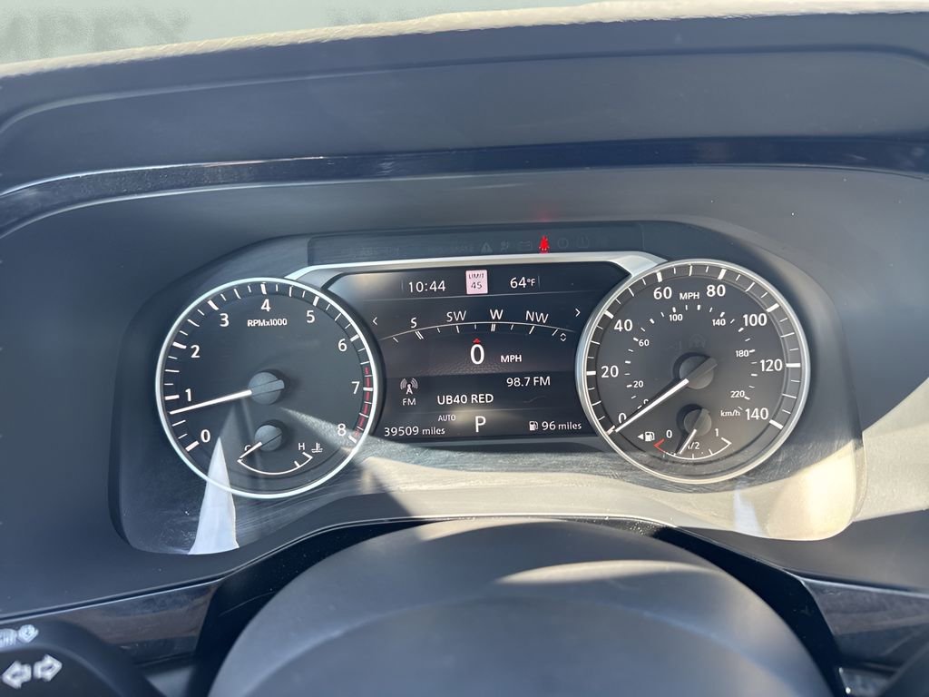 Used 2023 Nissan Pathfinder SL AWD/4WD image 24