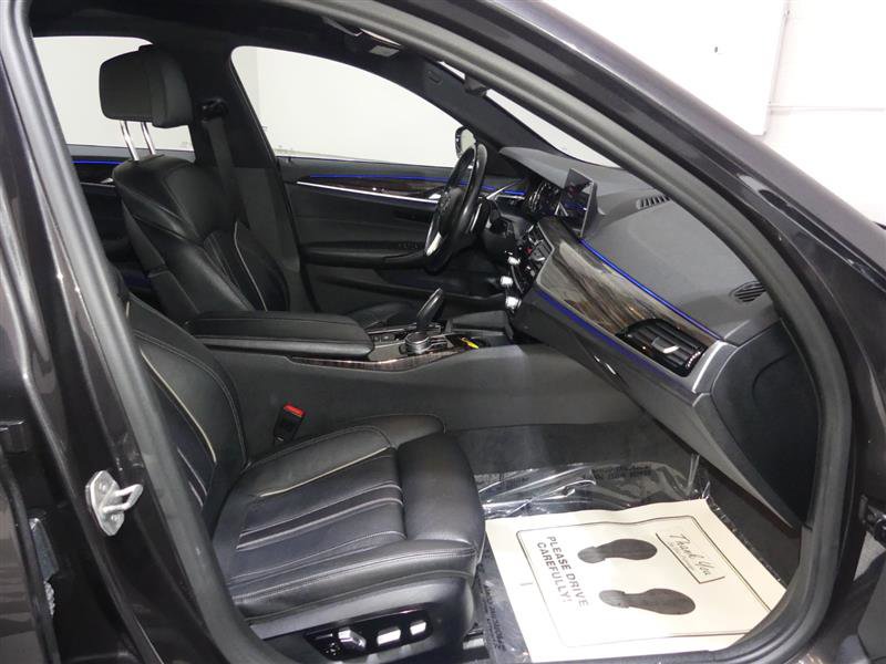 Used 2018 BMW 530i xDrive image 22