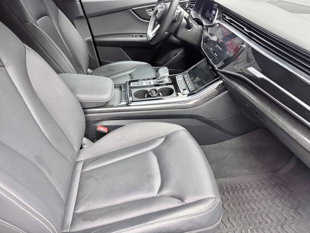 Used 2021 Audi Q8 Premium Plus AWD/4WD image 12