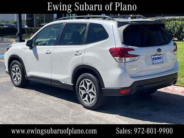 Used 2024 Subaru Forester Premium image 4