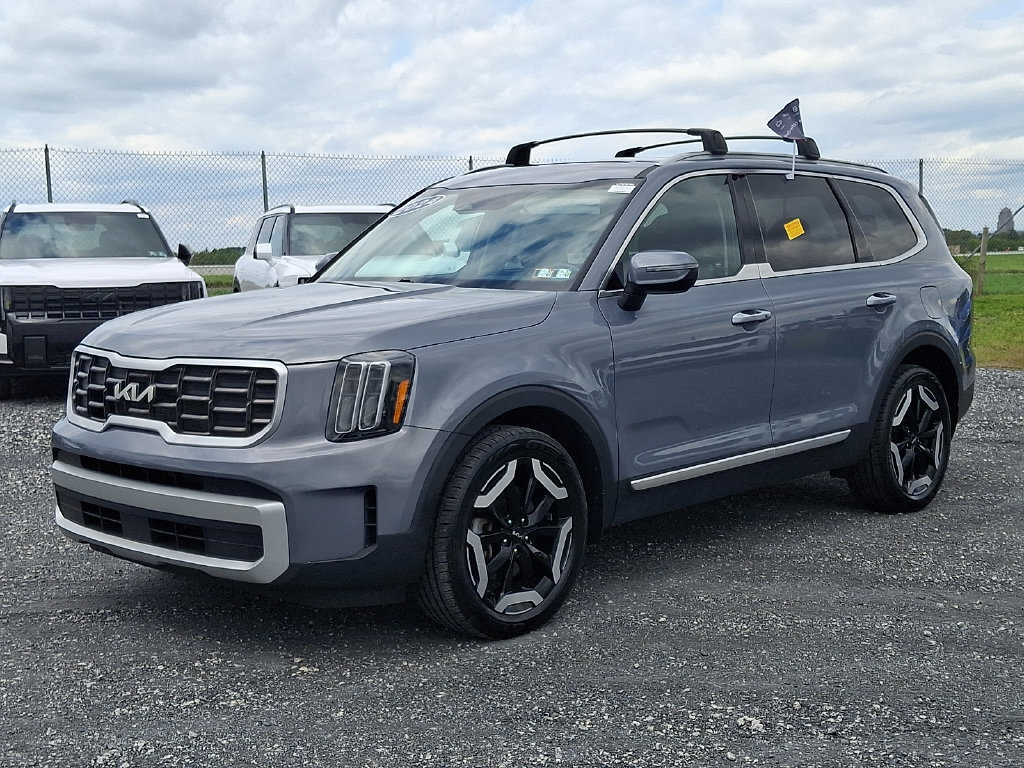 Used 2024 Kia Telluride S w/ S Sunroof Package AWD/4WD image 3