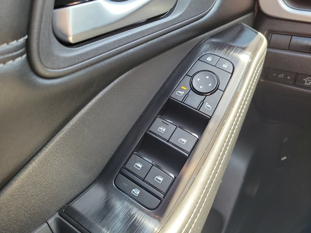 Used 2026 Nissan Rogue Dark Armor FWD image 20