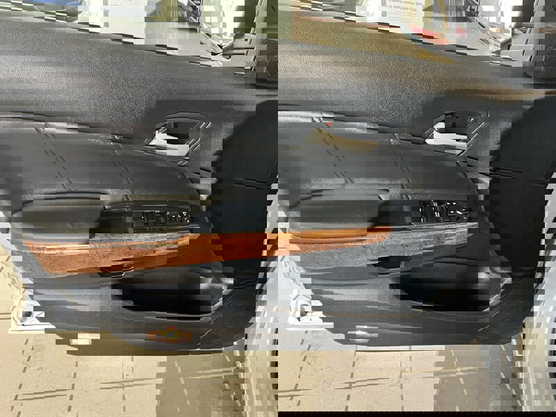 Used 2012 Honda Accord EX-L image 19