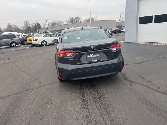 Used 2024 Toyota Corolla LE image 11