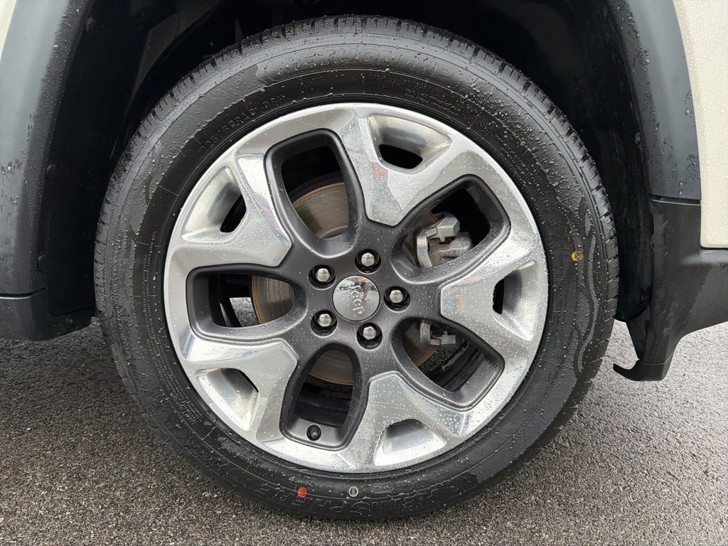 Used 2018 Jeep Compass Limited w/ Navigation Group image 13