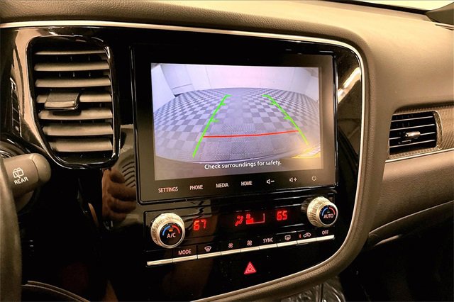 Used 2022 Mitsubishi Outlander SEL image 25