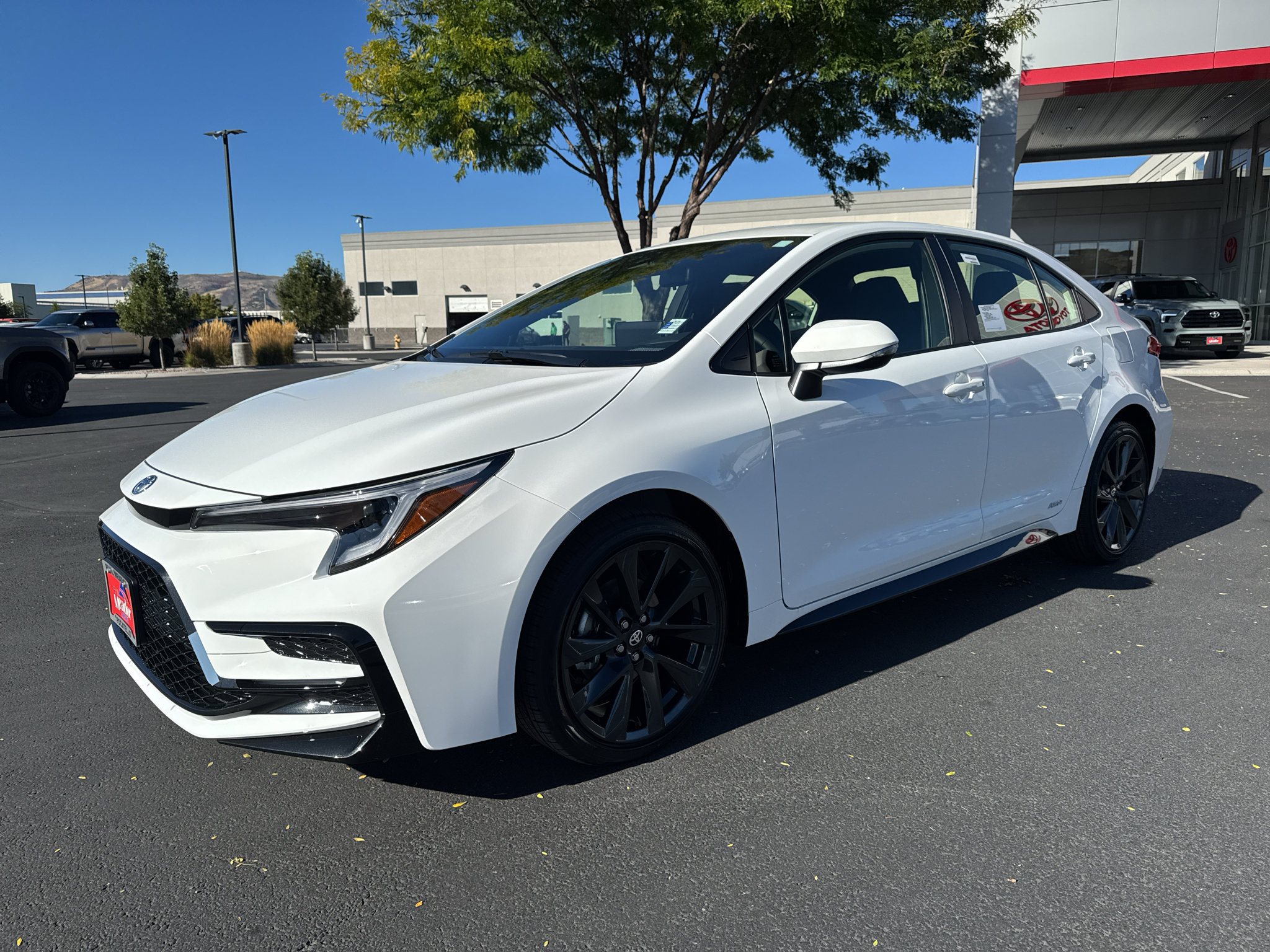 New 2027 Toyota Corolla SE w/ SE Premium Package AWD/4WD image 5
