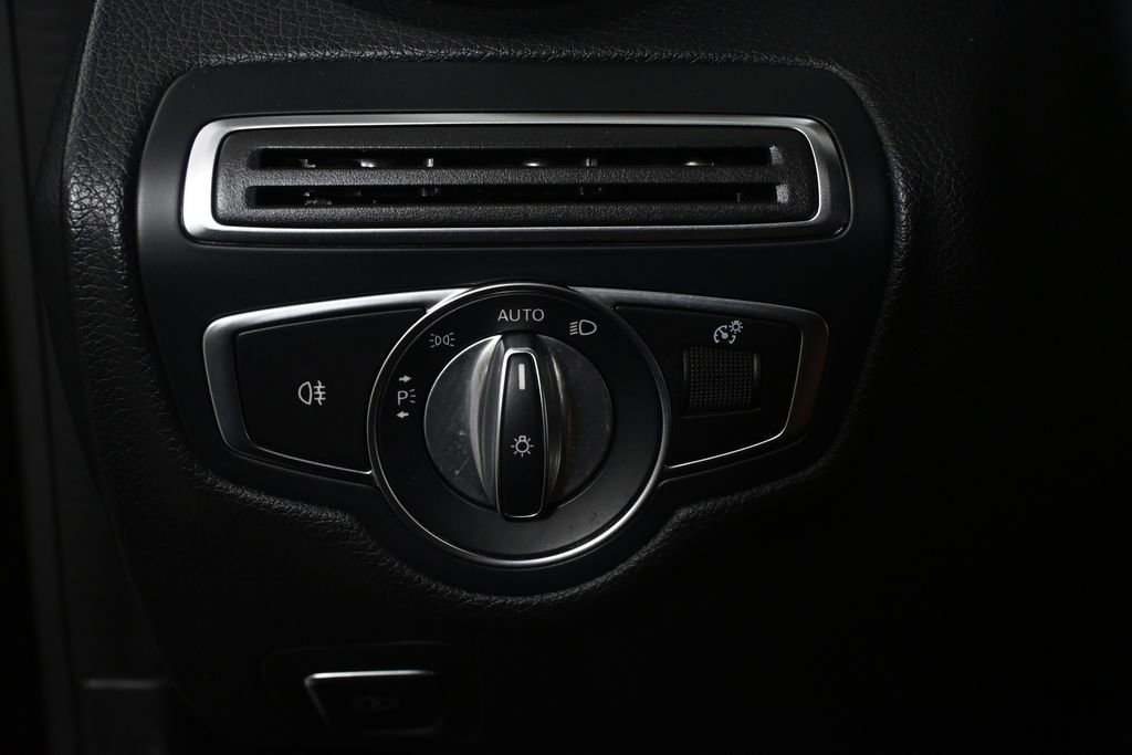 Used 2020 Mercedes-Benz C 300 Cabriolet image 9
