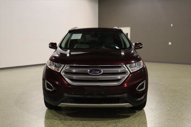 Used 2017 Ford Edge Titanium w/ Technology Package FWD image 2
