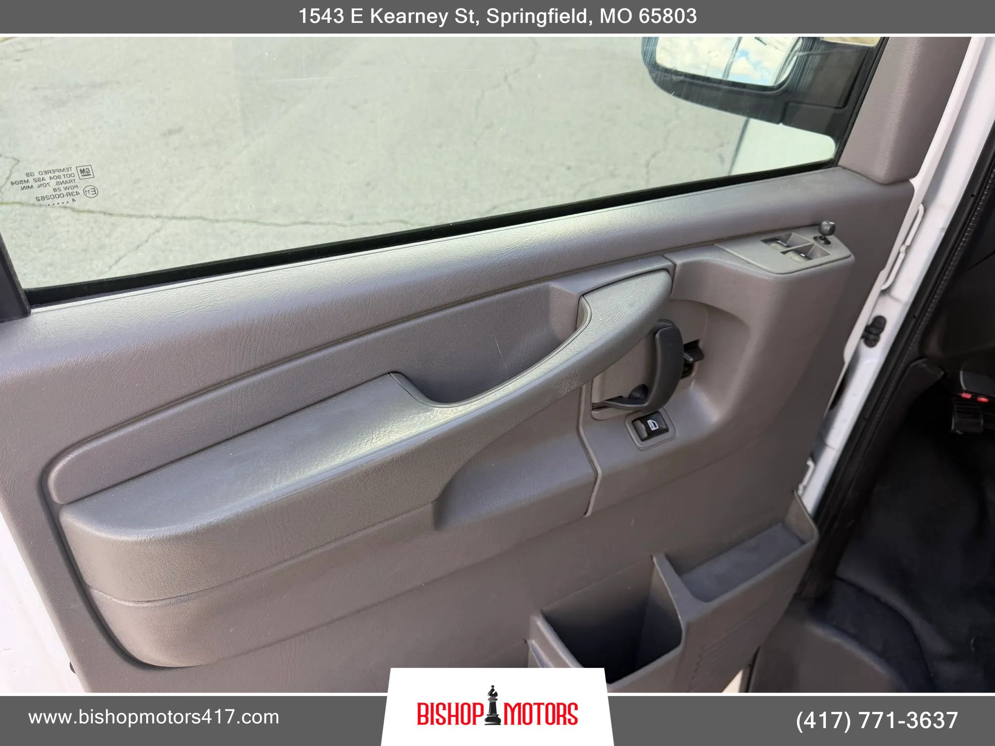 Used 2015 GMC Savana 2500 RWD image 7