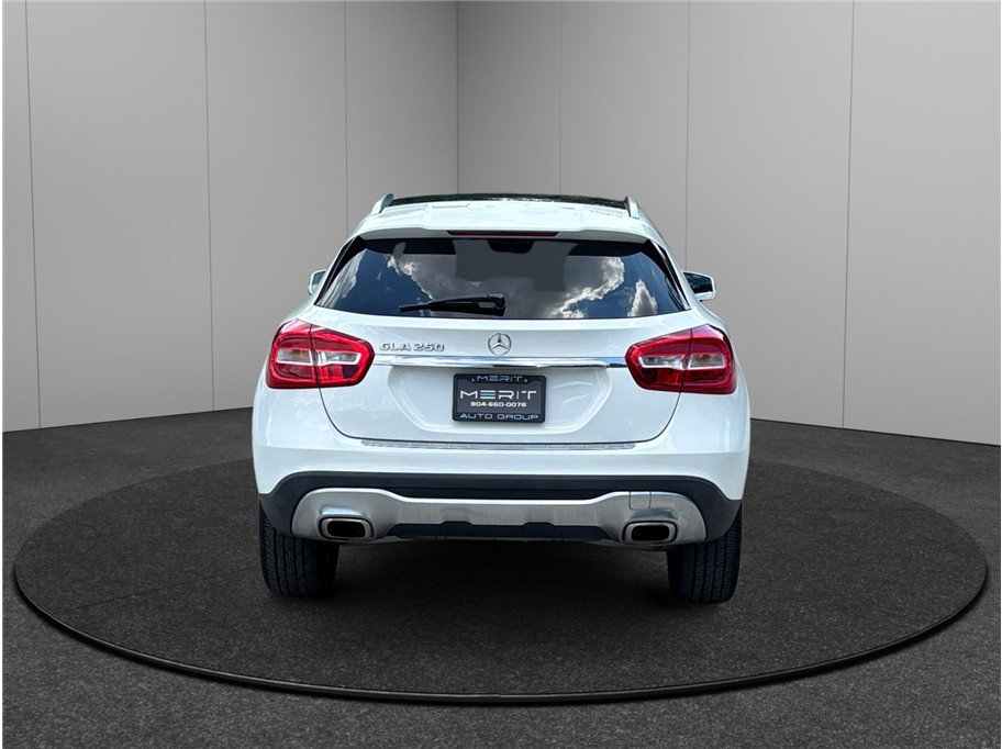 Used 2019 Mercedes-Benz GLA 250 GLA 250 Sport Utility 4D image 8