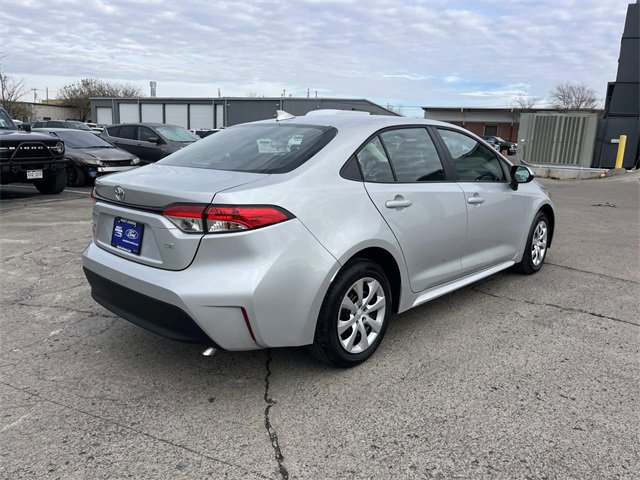 Used 2026 Toyota Corolla LE image 3