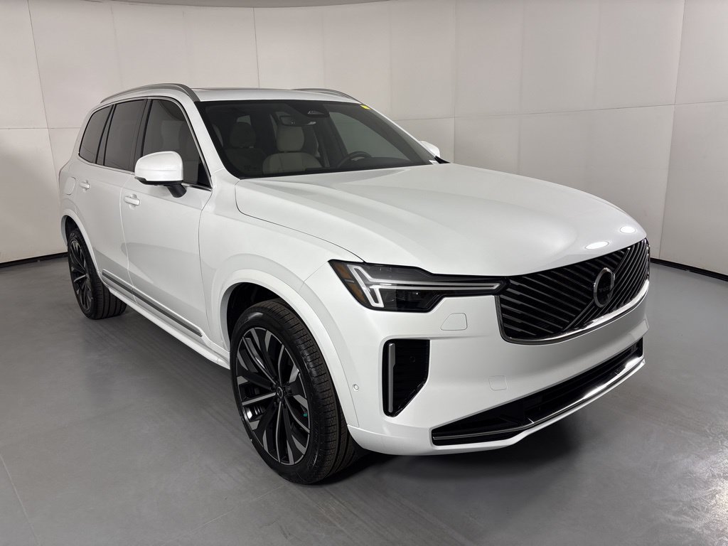New 2026 Volvo XC90 B6 Plus w/ Protection Package AWD/4WD image 2
