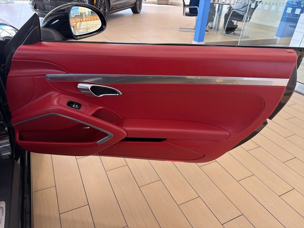 Used 2014 Porsche 911 Carrera S image 21
