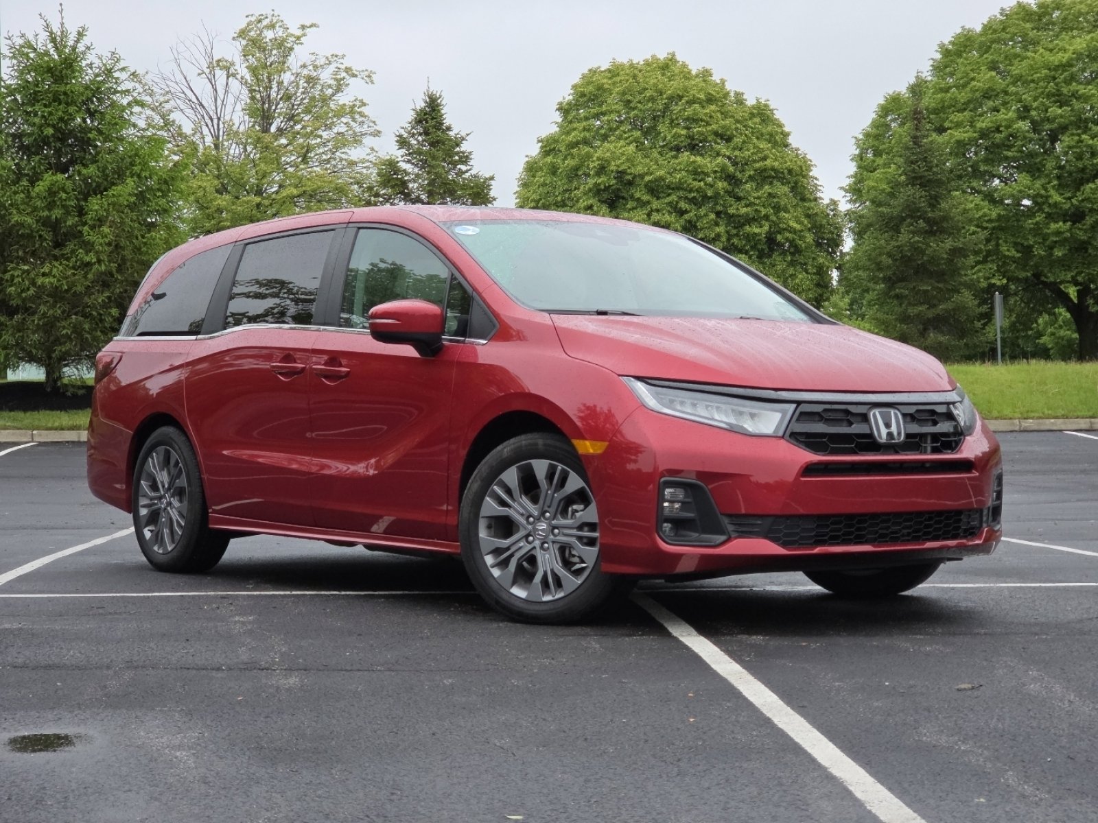 Certified 2025 Honda Odyssey Touring image 2