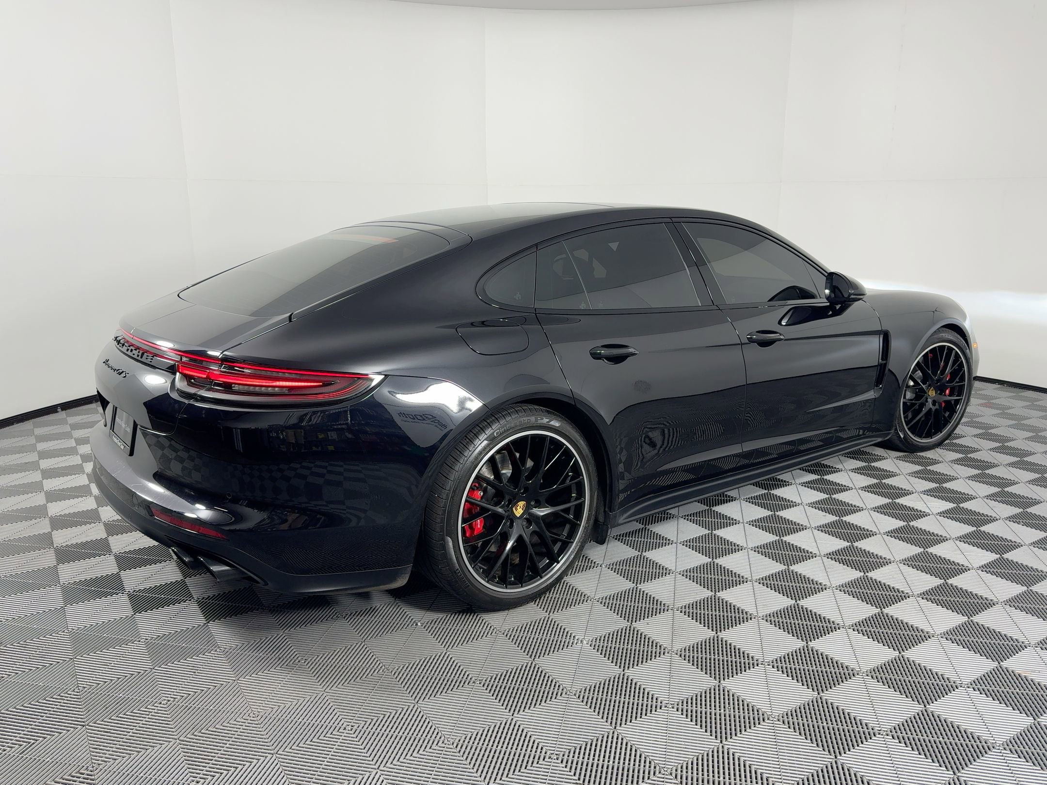 Certified 2020 Porsche Panamera GTS w/ Premium Package Plus image 9