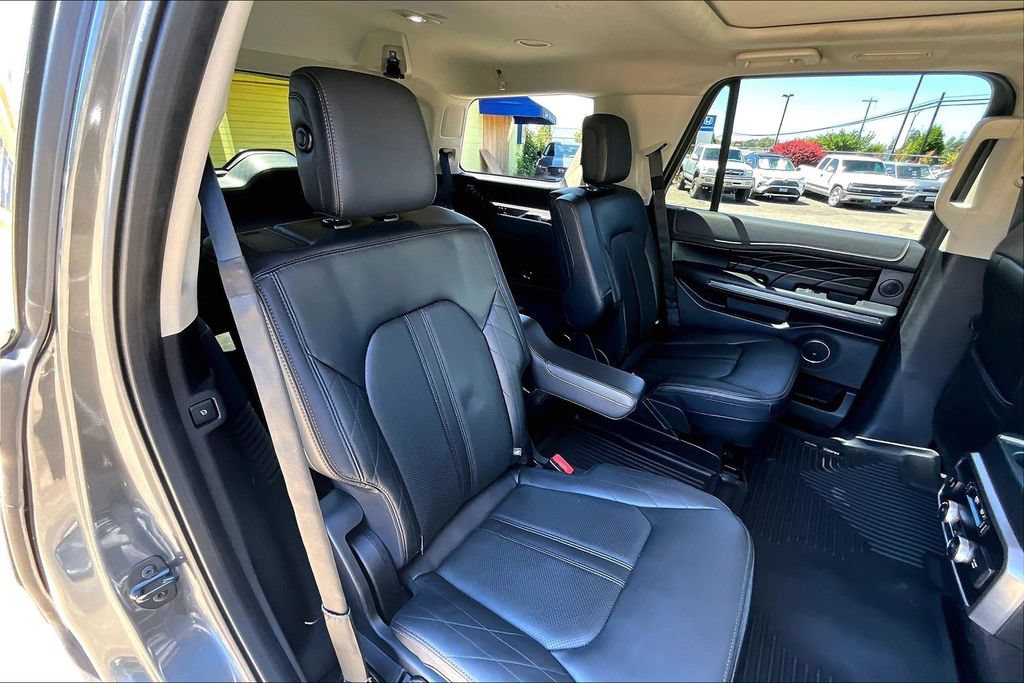 Used 2019 Ford Expedition Platinum AWD/4WD image 20