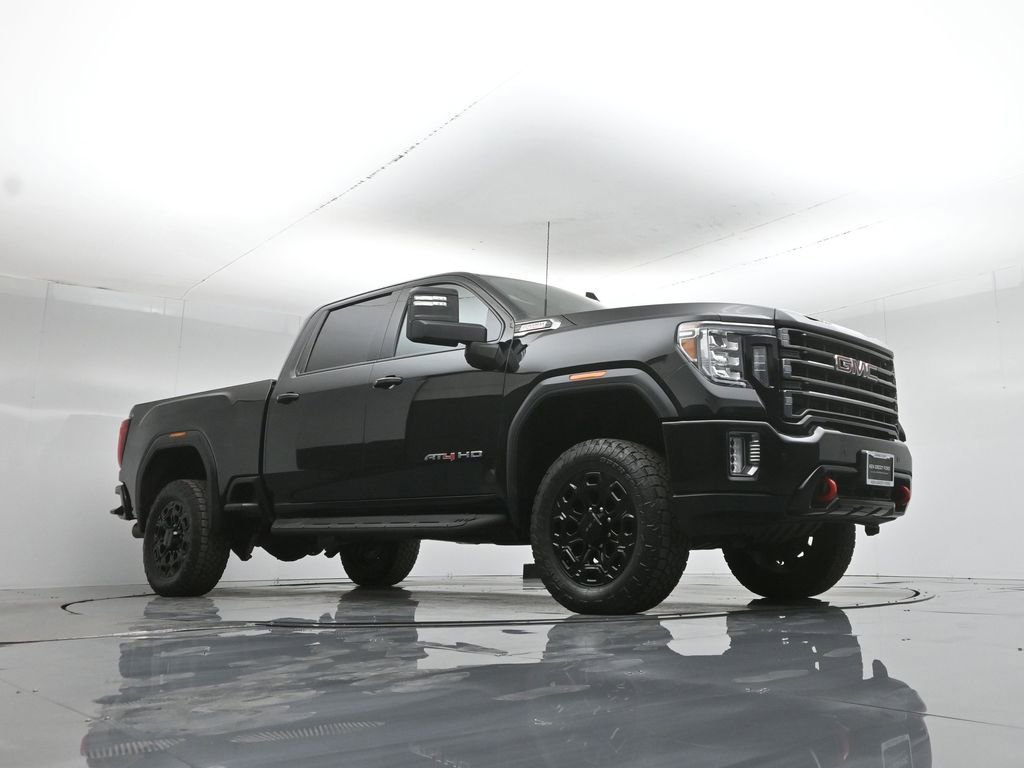 Used 2020 GMC Sierra 2500 AT4 w/ AT4 Preferred Package image 4