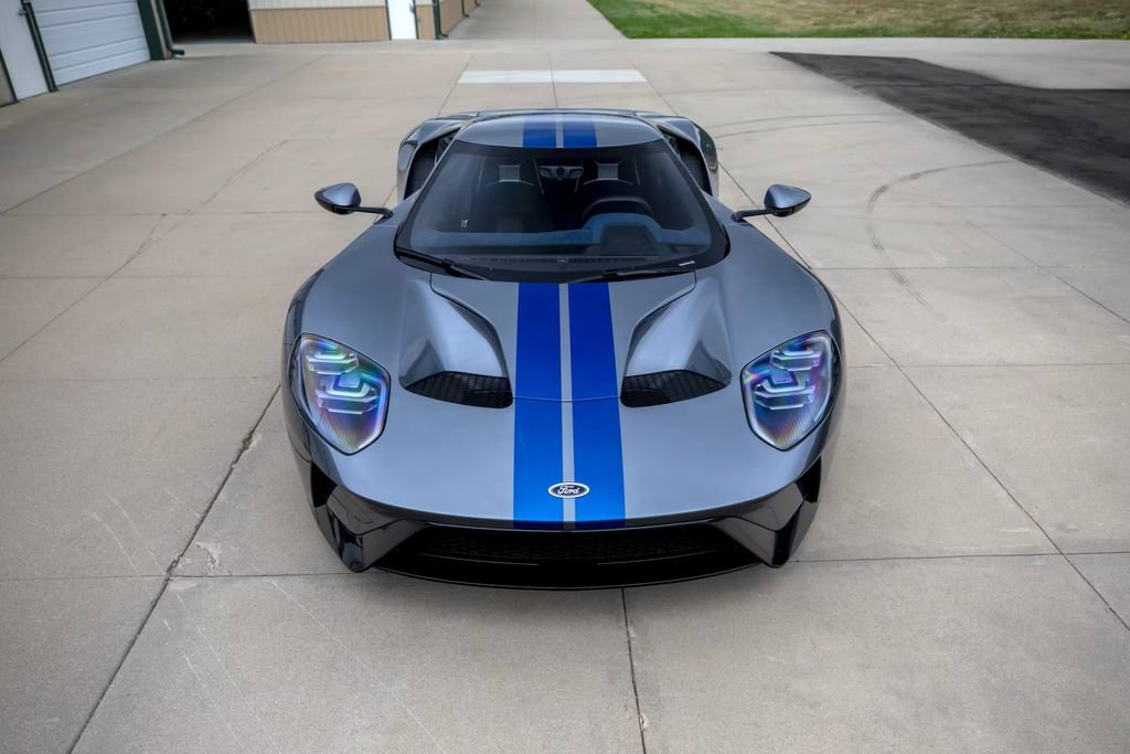 Used 2018 Ford GT image 5